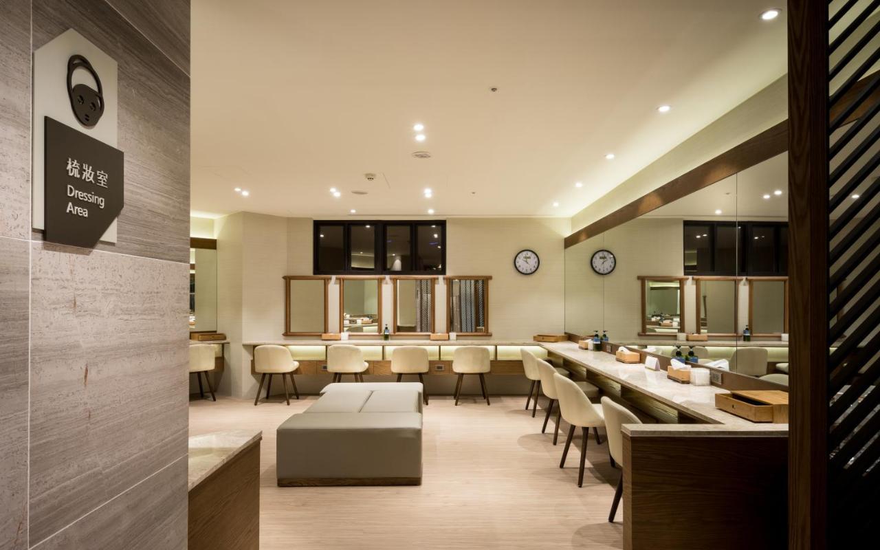 村却国际温泉酒店 罗东镇 外观 照片 The dressing room at the Hong Kong Convention and Exhibition Centre