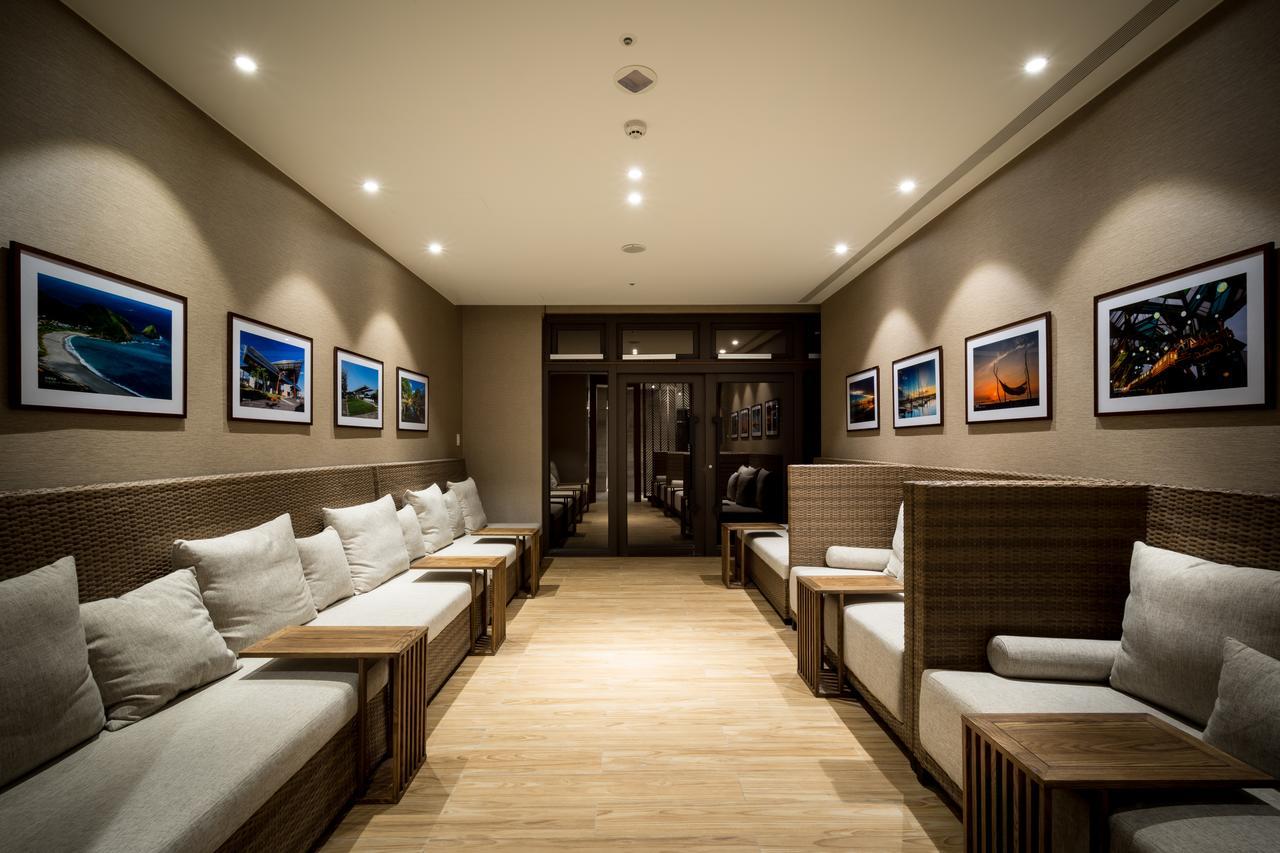 村却国际温泉酒店 罗东镇 外观 照片 The lounge at the airport